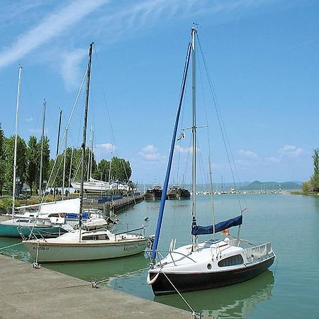 Legkondicionalt, Erkelyes Szoba, Privat Fuerdovel A Balatonon Kőröshegy Exterior foto